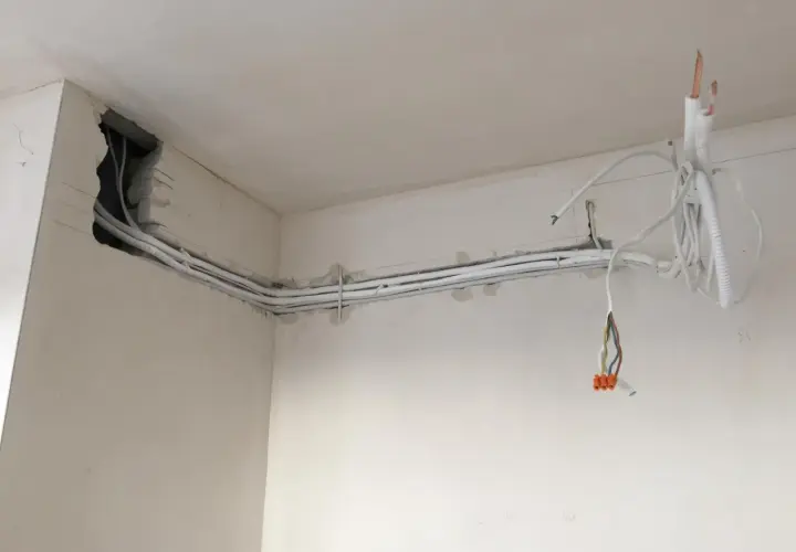 Instalacja pod klimatyzacje: jak przygotować dom na montaż?