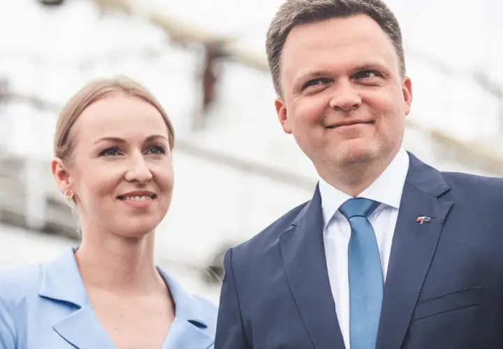 W jakim stopniu jest żona Hołowni i jakie ma osiągnięcia w wojsku