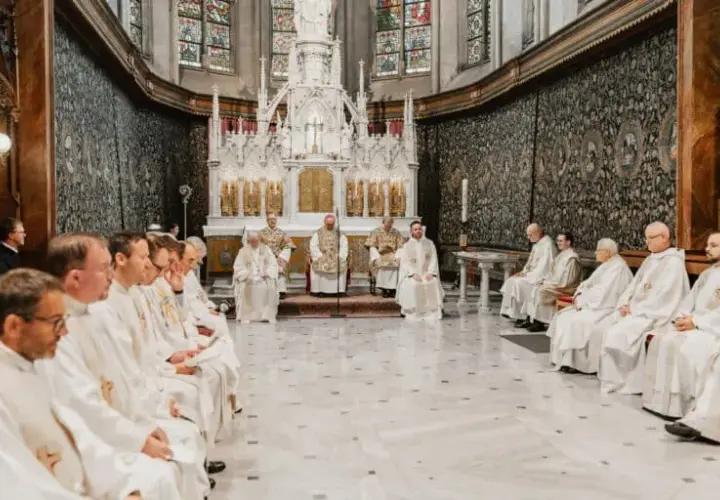 Konsekracja kościoła kiedy: poznaj ważne daty i znaczenie ceremonii