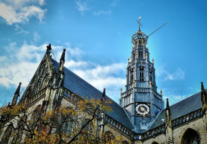 Holandia co zwiedzić? Odkryj skarby poza Amsterdamem!