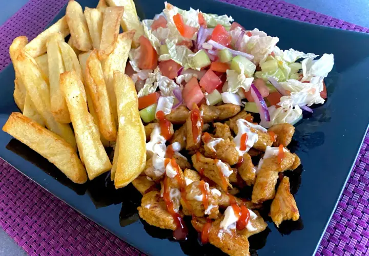 Ile kalorii ma kebab na talerzu z frytkami? Zaskakujące wartości!