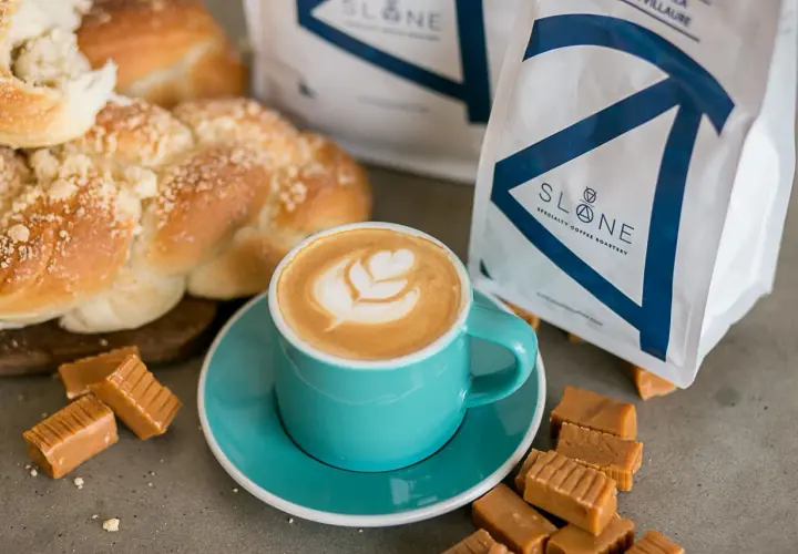 Kawa Macchiato: Co to? Espresso vs Latte i jak ją zrobić?