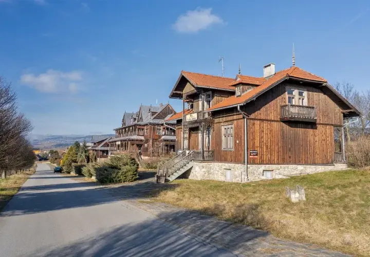 Skansen Czorsztyn: Odkryj fascynujące atrakcje i piękne widoki