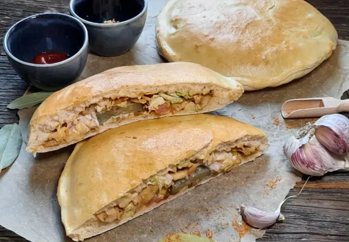 Dürüm kebab co to? Poznaj tajemnice smaku i przygotowania tej potrawy