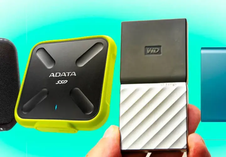 Cuatro discos duros portátiles: SanDisk, ADATA SSD, WD y Samsung. ¡Tu información segura, como un disco duro nube!