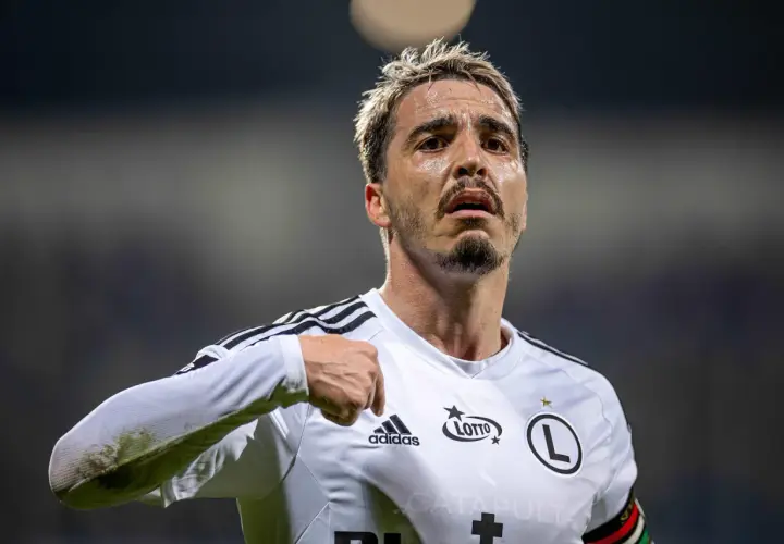 Legia Warszawa: Ile zarabiają piłkarze? Poznaj listę płac!
