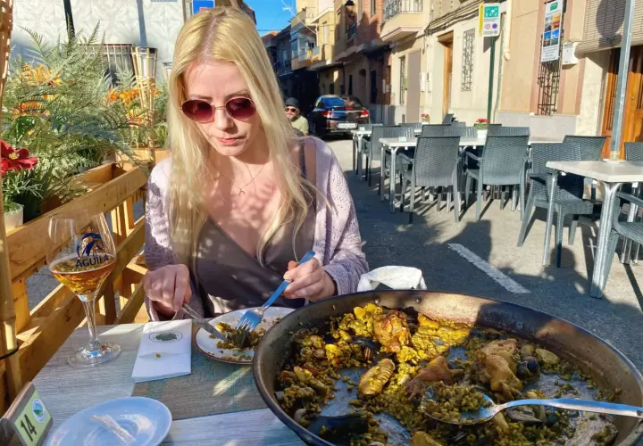 Gdzie zjeść paellę w Walencji: najlepsze restauracje, które musisz znać