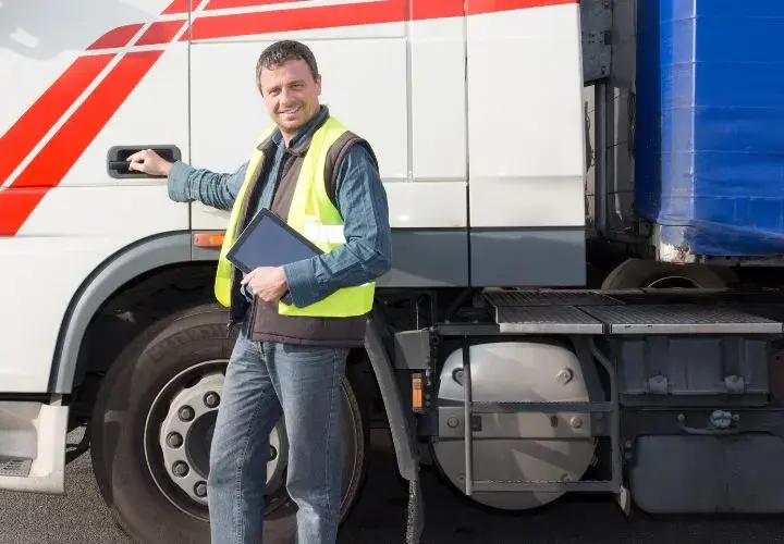 Ile zarabia kierowca tira w Eko-Okna? Zaskakujące fakty o wynagrodzeniu