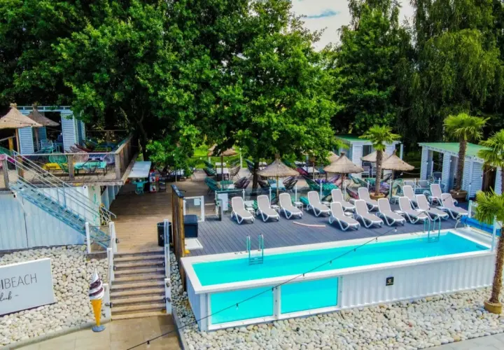 Ile kosztuje nocleg w Energylandii? Ceny, porady, oszczędności!