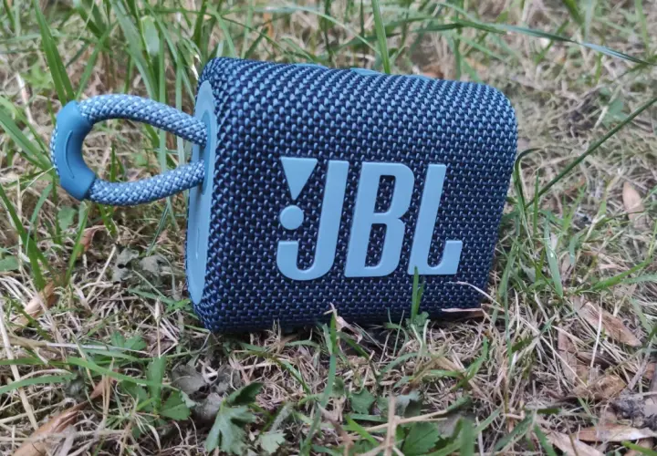 JBL GO 3 recenzja: Czy naprawdę warto go kupić? Odkryj plusy i minusy