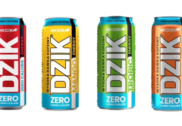 Cztery puszki napoju energetycznego "Dzik" o różnych smakach: czerwona, żółta (mango), zielona (tropic) i pomarańczowa (peach).