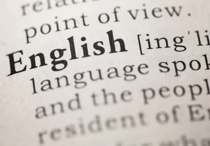 Słowo "English" z definicji. Idealne do przygotowań do matury ustnej angielski rozszerzony.
