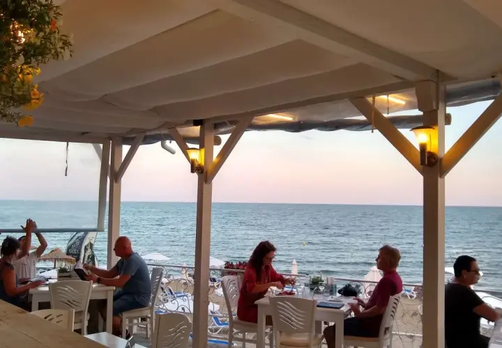 Gdzie zjeść w Nessebarze? Najlepsze restauracje i smaki na miejscu