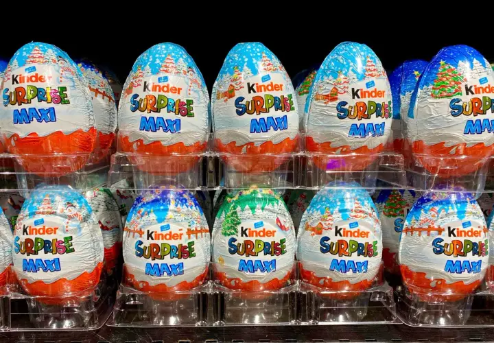 Dlaczego kinder niespodzianka jest zakazana w USA? Oto niebezpieczeństwa