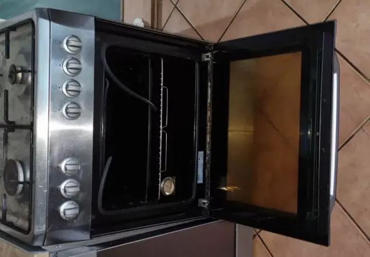 Piekarnik Beko nie działa? Znajdź bezpiecznik i napraw go sam!