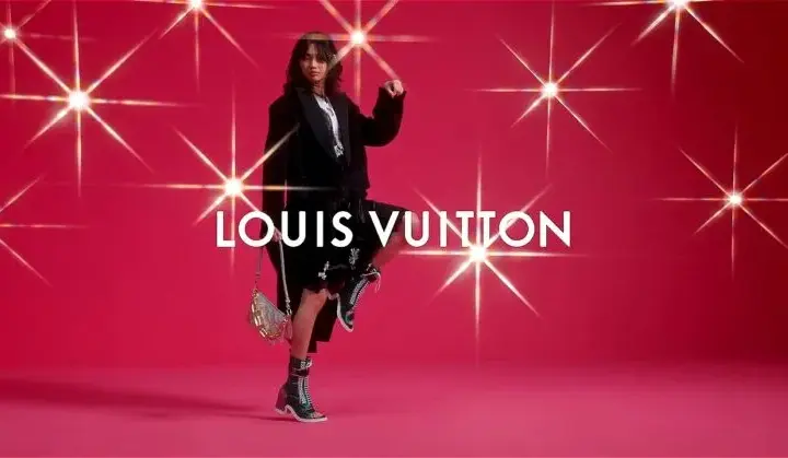 Ile zarabia się w Louis Vuitton? Zaskakujące wynagrodzenia i benefity