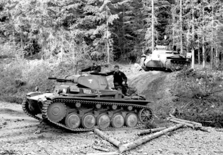 Co to była wojna błyskawiczna i jak zmieniła historię?