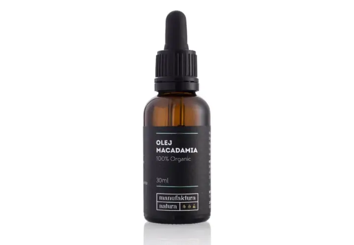 Butelka z kroplomierzem, zawierająca olej makadamia 100% Organic. Idealny do olejowania włosów na sucho.