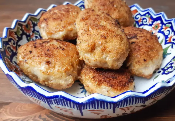 Co można zrobić z mielonej łopatki wieprzowej na obiad? Sprawdzone przepisy