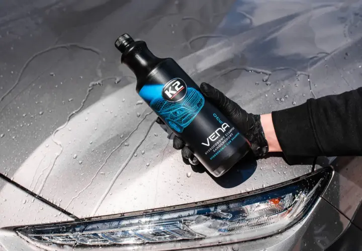 Czym umyć auto przed woskowaniem, aby uzyskać idealny efekt?