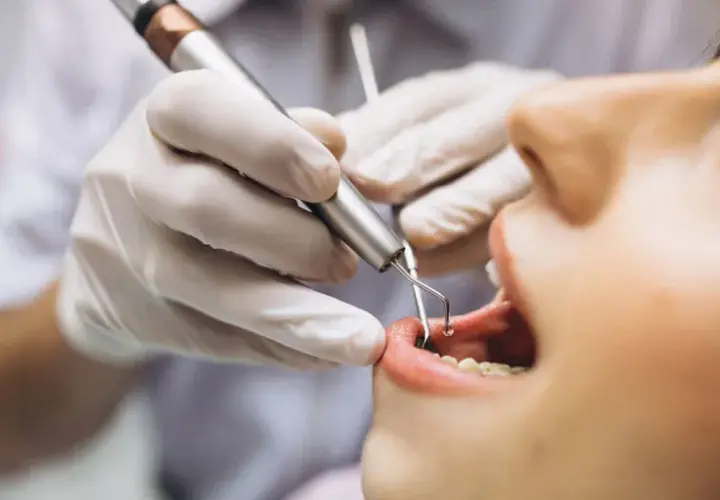 Dentysta: Czym się zajmuje? Kompleksowy przewodnik po zdrowiu jamy ustnej