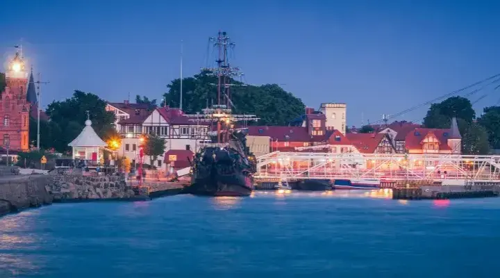 Ustka atrakcje: Odkryj najciekawsze miejsca, które musisz zobaczyć