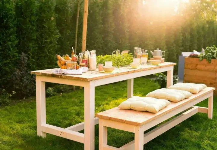 Stół ogrodowy DIY: Zbuduj mebel marzeń krok po kroku!
