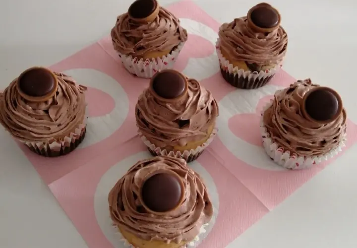 Muffiny z Toffifee: Jak zrobić idealne z płynnym sercem?