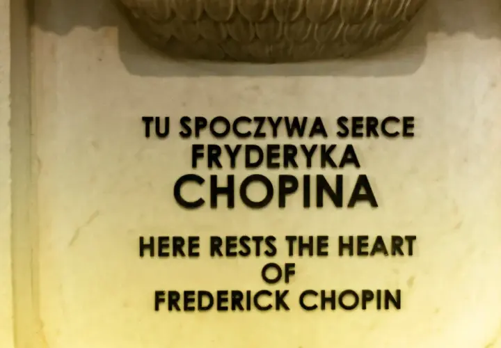 Gdzie leży serce Chopina? Odkryj jego fascynującą historię i miejsce