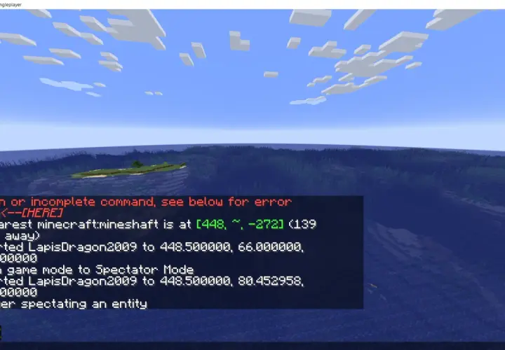 Gracz próbuje użyć komendy teleport minecraft, ale pojawia się błąd. Widać też informację o najbliższym szybie kopalnianym.
