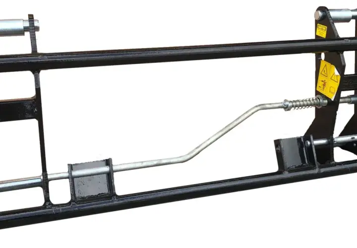 Schwarzer, robuster Schnellwechselrahmen mit Verriegelungsmechanismus und Feder.