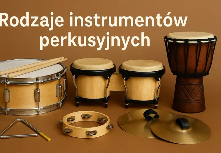 Różnorodne instrumenty perkusyjne: werbel z pałeczkami, bongosy, djembe, trójkąt, tamburyn i talerze.