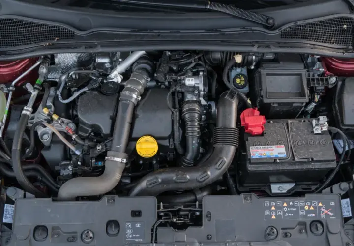 Zapchany filtr powietrza objawy diesel – jak uniknąć poważnych problemów