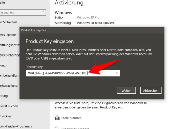 Windows 10 Key eingeben: Ein Fenster fordert zur Eingabe des Product Keys auf, um Windows zu aktivieren. Der Schlüssel ist bereits im Feld sichtbar.