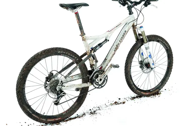 A dirty Gary Fisher HiFi Pro mountain bike, ready for its next trail adventure.