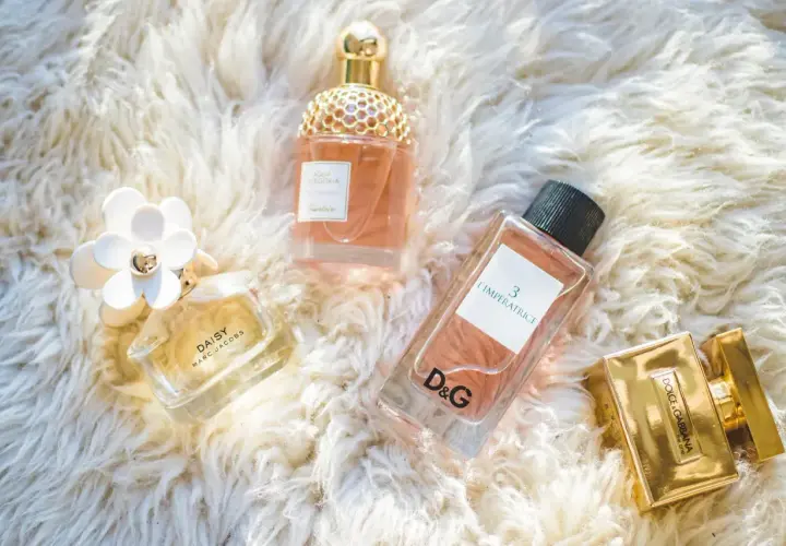 Kolekcja perfum: Daisy Marc Jacobs, Aqua Allegoria Guerlain, L'Impératrice D&G i Dolce&Gabbana The One. MFK.