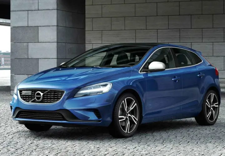 Volvo V40: Jaki silnik wybrać? Poznaj wady i zalety!