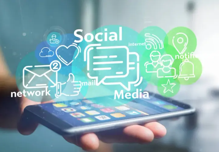 Grafika przedstawia narzędzia do monitorowania social media: ikony sieci, wiadomości, powiadomień i interakcji na smartfonie.