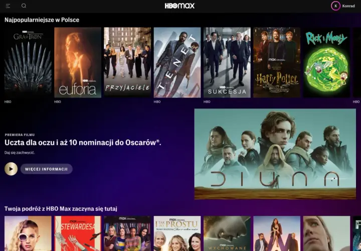 Ekran główny HBO Max z miniaturami popularnych seriali i filmów, w tym "Gra o Tron" i "Diuna".