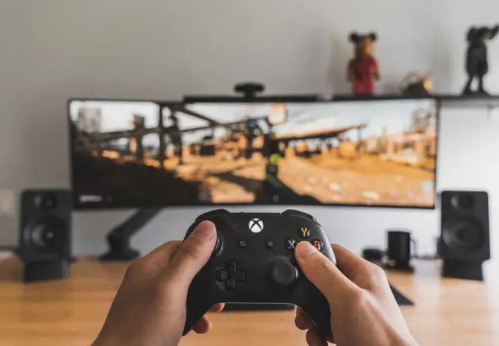 Kontrowersyjne mechaniki: lootboxy, battle passy i granica między taktyką a hazardem
