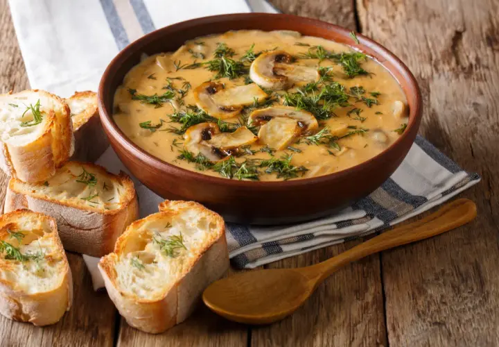 Zupa pieczarkowa: prosty przepis na idealny smak. Sekrety i triki!