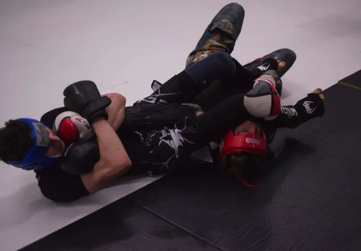 MMA jakie sztuki walki: Odkryj sekrety skutecznych technik walki