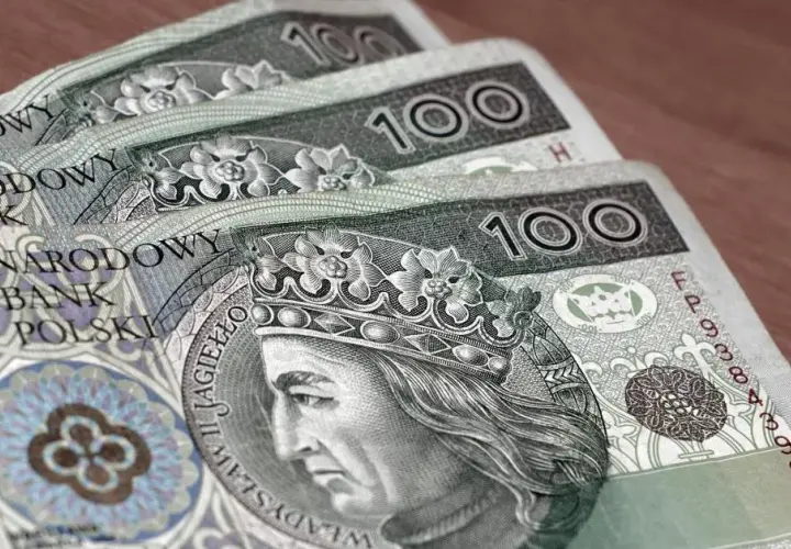 Czy pracownik może świadczyć pracę nieodpłatnie? Poznaj ważne zasady