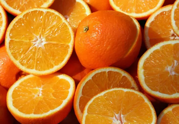 Pomarańcza: kalorie, IG i dlaczego jesz ją źle?