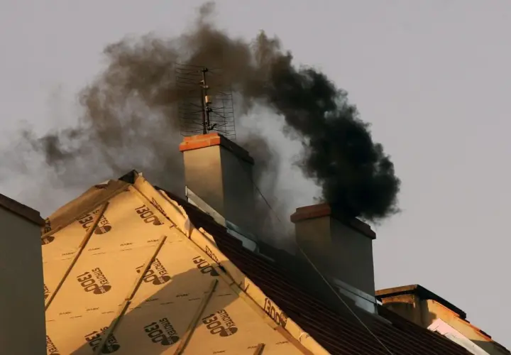 Czystość powietrza Tychy: Aktualne dane i prognozy AQI 2025