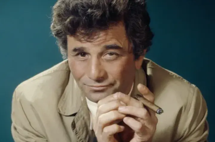 Kultowy filmowy detektyw w prochowcu: fenomen porucznika Columbo