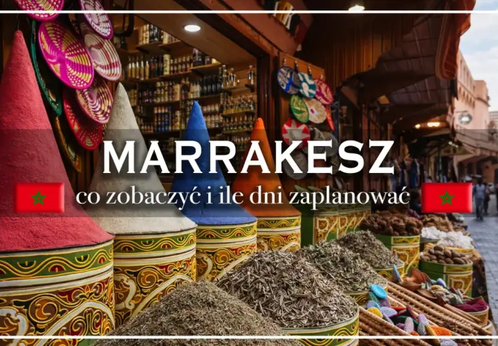 Kolorowe stożki z przyprawami i kosze z tkaninami na targu w Marrakeszu. Odkryj marrakesz atrakcje i zaplanuj podróż.