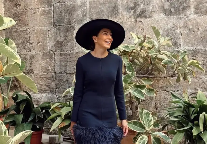 Plumas para tu vestido: Guía de compra y estilo para un look TOP