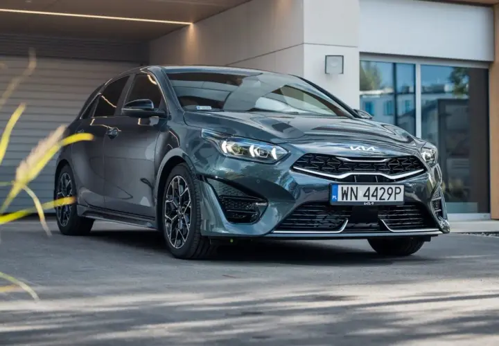 Kia Ceed pojemność baku – jak różne wersje wpływają na zasięg?
