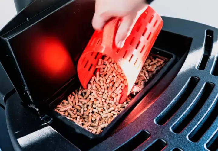 Co lepsze: pellet czy ekogroszek? Porównanie kosztów i efektywności